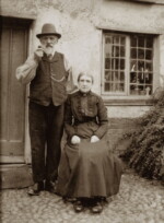 William & Emily Houchen. Photograph taken 1921. Courtesy Pauline Bezant