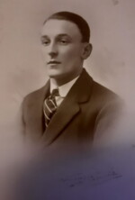 Arthur G Cracknell 1901-1976. Photographer Vandyck, The Walk, Norwich. Courtesy of Diane Davis