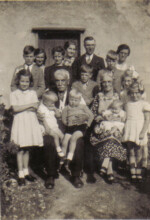 Joseph & Susanna Dye with their family c.1941. Photograph courtesy of Bryan Dye