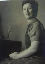 c.1938 Lily Mary Louise Lebbell born 1914. Only daughter of William R & Lily Lebbell. Photograph courtesy of Susan Fay