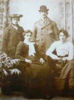 c.Dec 1908-Jan 1909. Left to right, Lily Lebbell née Wigby, Louisa Wigby, Obadiah Wigby, and Ada Jude née Wigby. Courtesy of Sue Fay