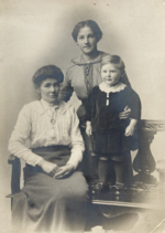 Young Raymond Neave (right) with his step-sister Mary Josephine (centre) and mother Mary Ann M Higgins (left). Courtesy Cindy & David Dove